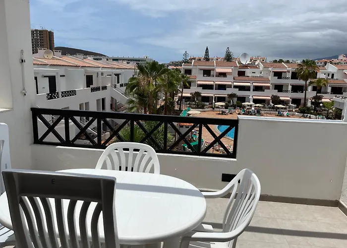 Lovely 2 Bed 17a3 Victoria Court 1,los Cristianos, Tenerife Apartament *