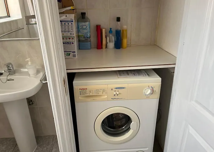 Lovely 2 Bed 17a3 Victoria Court 1,los Cristianos, Tenerife Apartament *