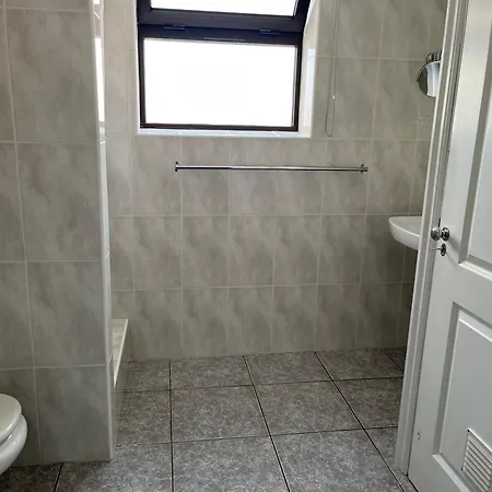 Lovely 2 Bed 17a3 Victoria Court 1,los Cristianos, Tenerife דירה לוס כריסטיאנוס